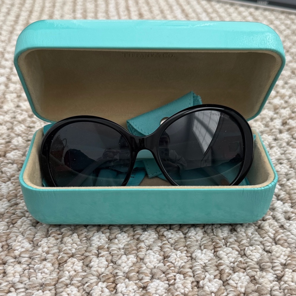 Tiffany & Co. Black Sunglasses with Turquoise Case Interchangeable Side Design